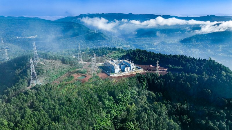 巴中曾口220千伏输变电工程鸟瞰。王志刚 摄