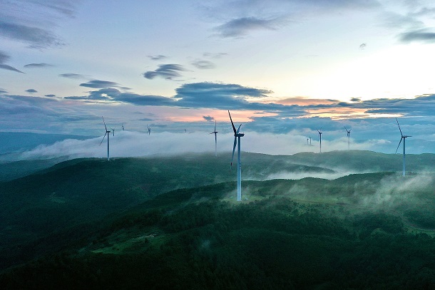 【集团格式】缭绕_贵州公司_作者:胡明生